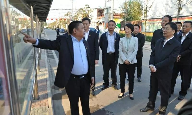 济宁,曲阜两级市领导傅明先,孔凡萍,刘东波,孙希忠等领导同志陪同调研